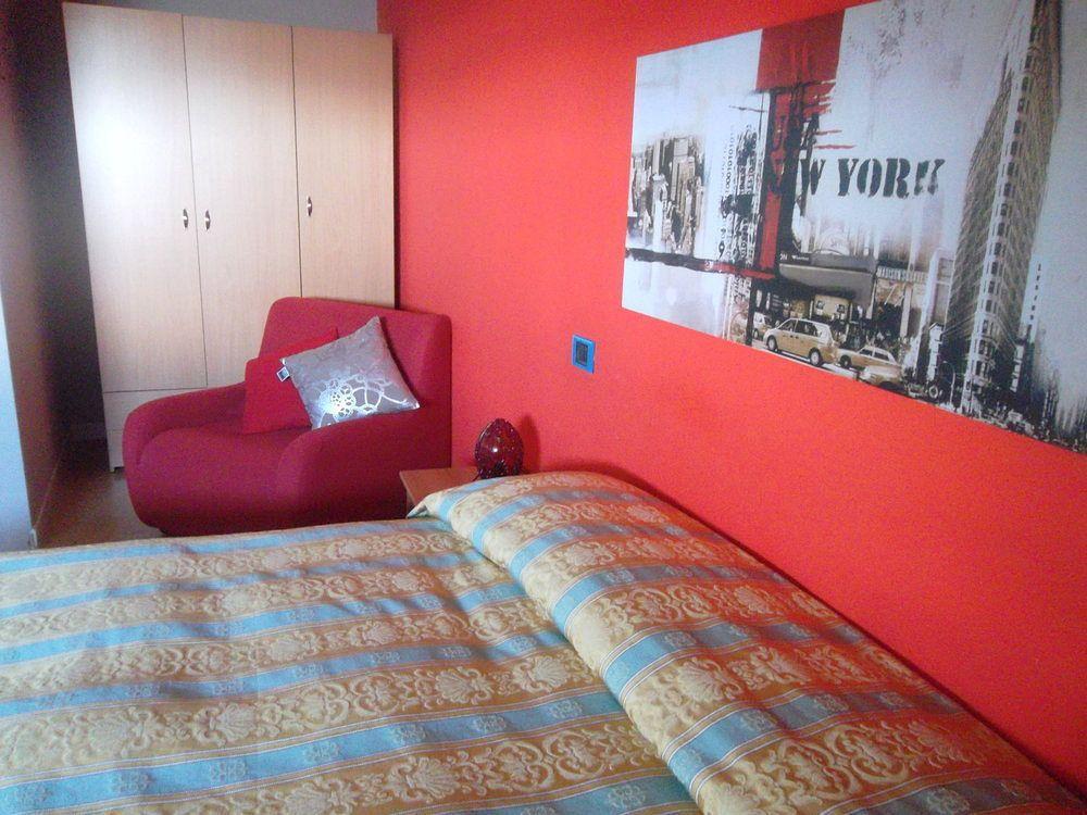 Hotel Marina Розето дели Абруци Екстериор снимка