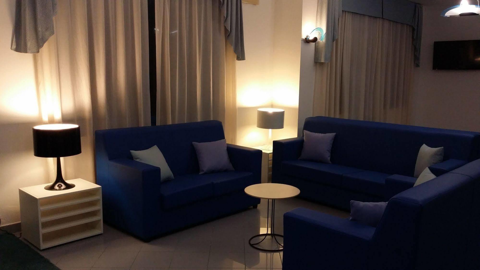 Hotel Marina Розето дели Абруци Екстериор снимка